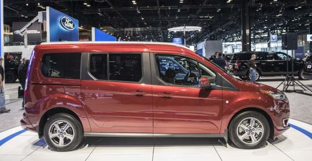 2019 Ford Transit Connect side