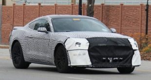 2019 Ford Mustang spy shot