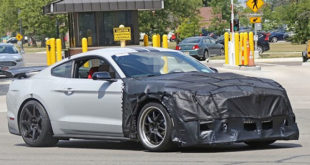 2019 Mustang Shelby GT500 spyshot