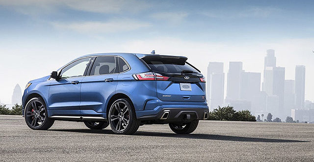 2019 Ford Edge ST exterior