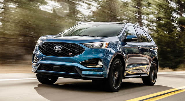 2019 Ford Edge Sport front