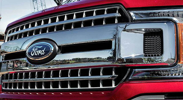 2019 Ford F-150 Hybrid front