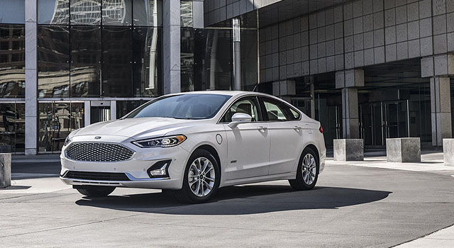 2019 Ford Fusion Energi exterior