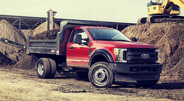 2019 Ford F-550 front end