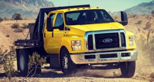 2019 Ford F-650 front