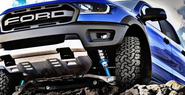 2019 Ford Ranger Raptor front