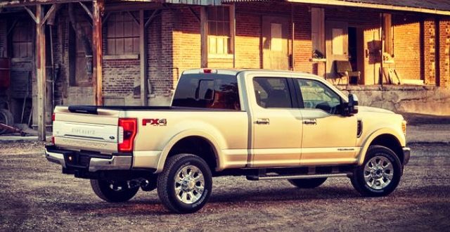 2020 Ford F-350 platinum exterior