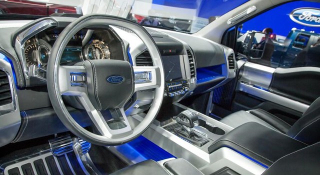 2019 Ford F-150 Atlas steering wheel