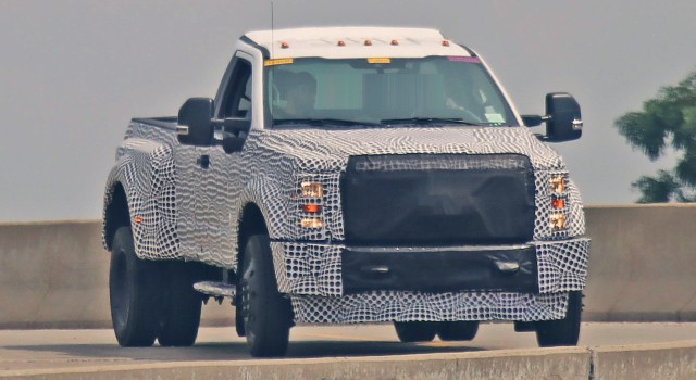 2020 Ford Super Duty Spy Photo