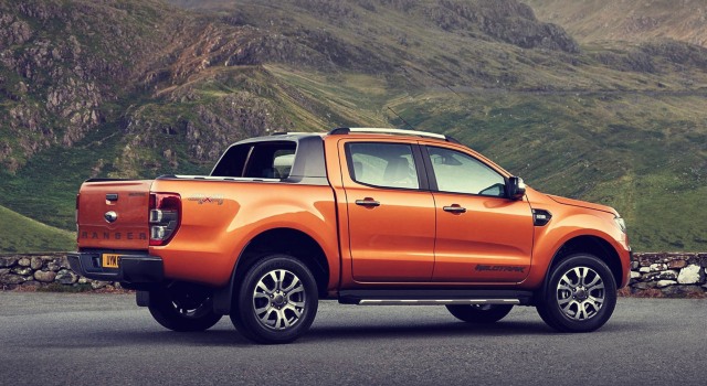 2020 Ford Ranger Wildtrak side