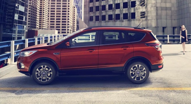 2020 Ford Escape Titanium exterior