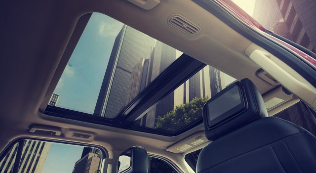 2020 Ford Expedition Platinum sunroof