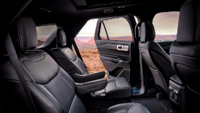 2021 Ford Explorer Hybrid interior