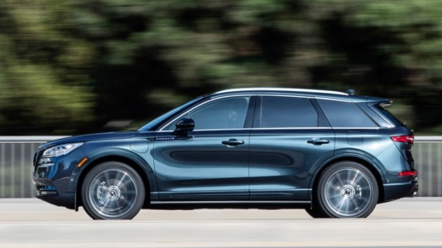 2021 Lincoln Corsair Grand Touring exterior