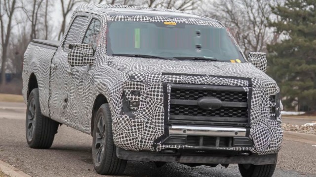 2021 Ford F-150 Raptor spy shots