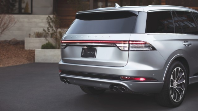 2021 Lincoln Aviator exterior