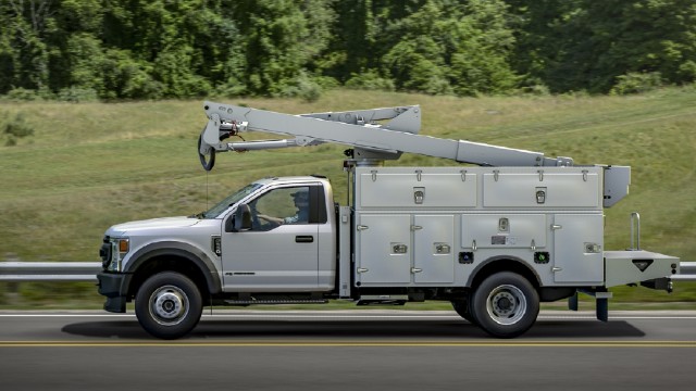 2021 Ford F-550 price