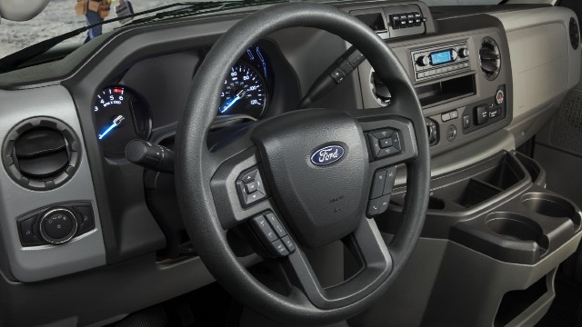 2021 Ford E-Series Cutaway interior