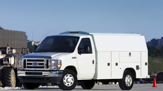 2021 Ford E-Series Cutaway van