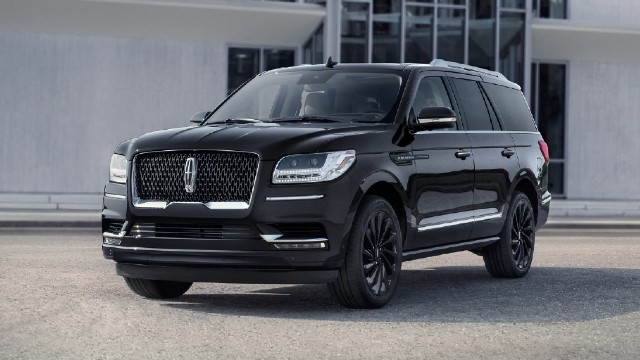 2022 Lincoln Navigator Black