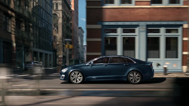 2022 Lincoln Zephyr sedan