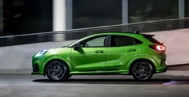 2022 Ford Puma ST colors