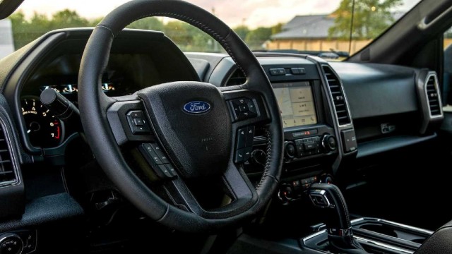 2023 Ford Ranger interior