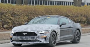 2023 Ford Mustang spy shots