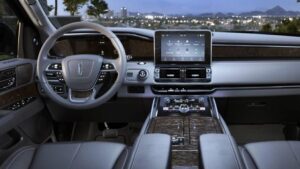 2023 Lincoln Navigator interior