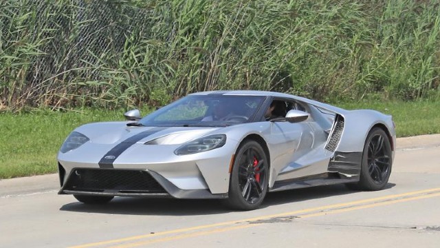 2023 Ford GT spy shots