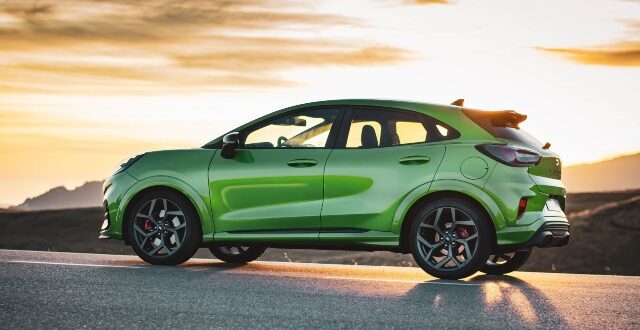 2023 Ford Puma green