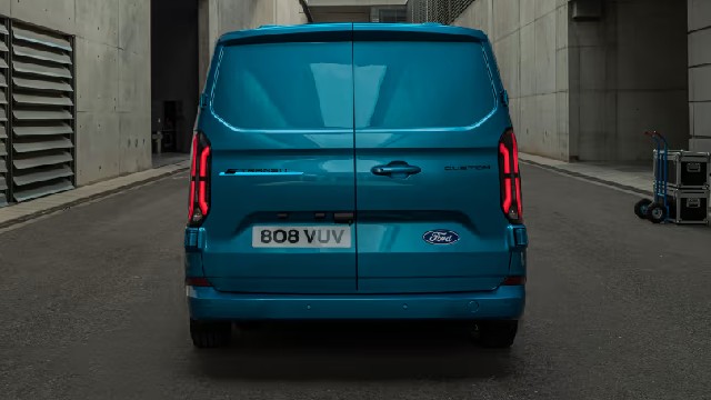 2024 Ford E-Transit Custom Electric Van dimensions