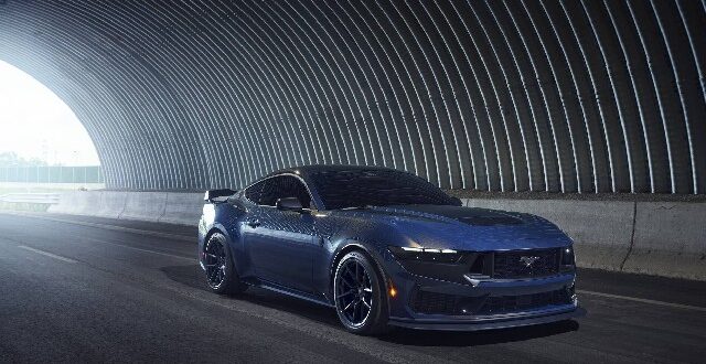 2024 Ford Mustang Dark Horse edition