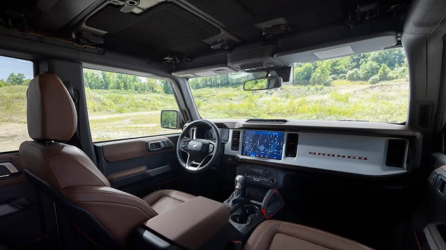 2025 ford bronco interior