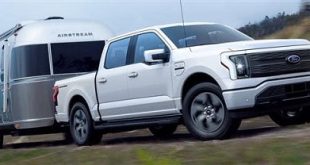 2025 Ford Lightning towing capacity