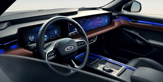 2025 ford mondeo interior